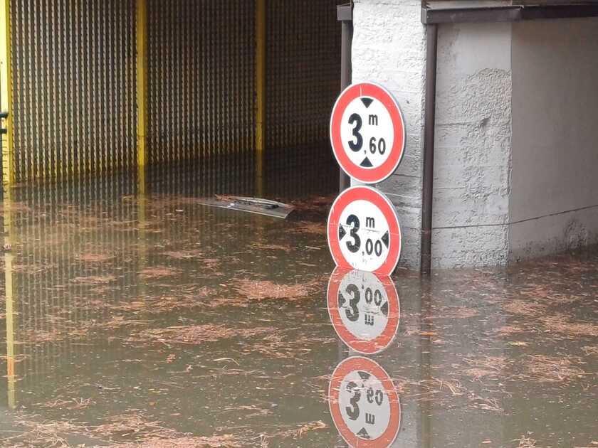 Maltempo, allagamenti e sottopassi chiusi a San Benedetto