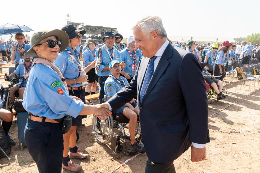 Zuppi ai capi-scout dell'Agesci, 'siate testimoni di pace'