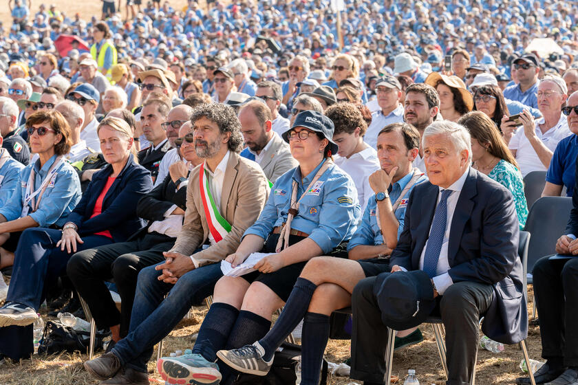 Zuppi ai capi-scout dell'Agesci, 'siate testimoni di pace'