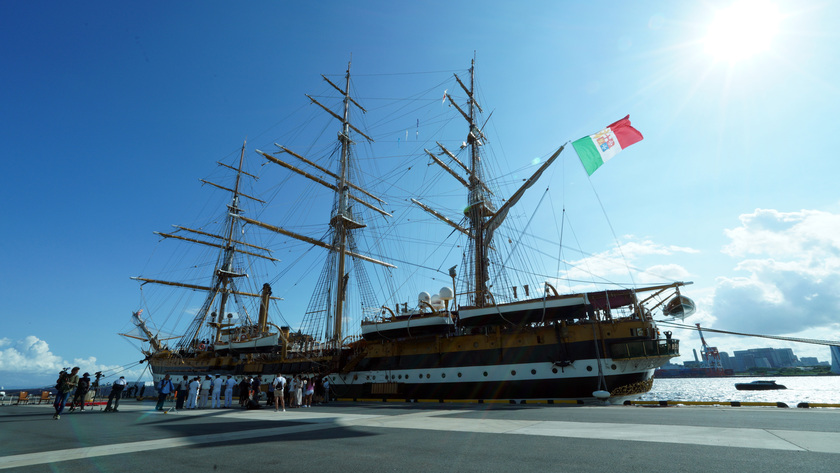 L'Amerigo Vespucci è arrivata a Tokyo