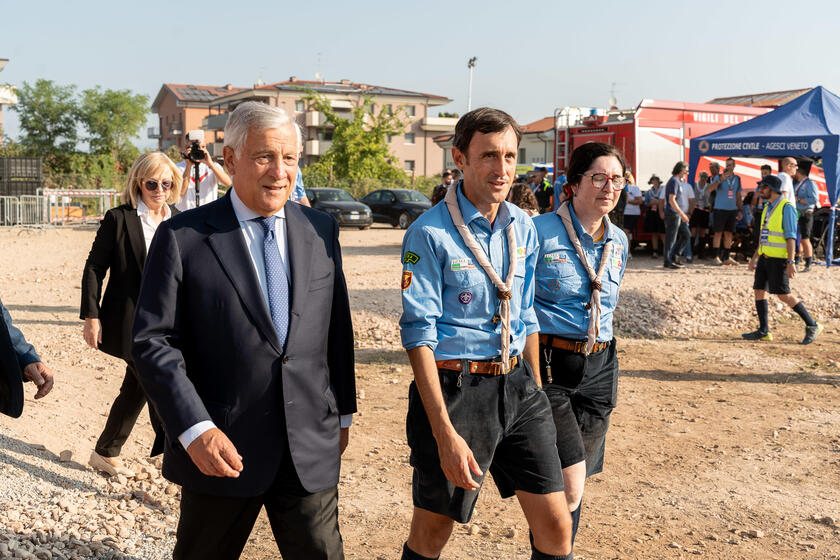 Zuppi ai capi-scout dell'Agesci, 'siate testimoni di pace'