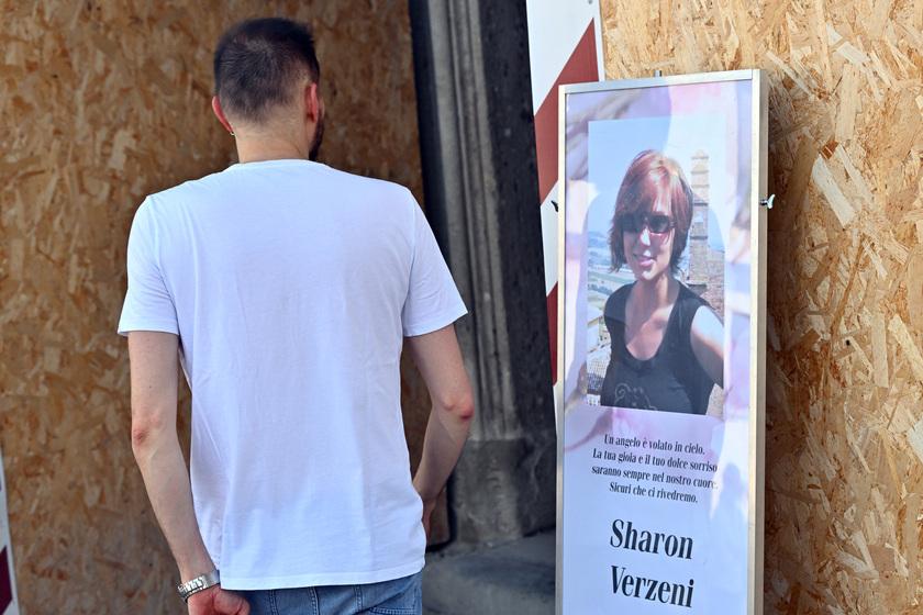 NEL BERGAMASCO I FUNERALI DI SHARON VERZENI