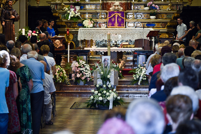 NEL BERGAMASCO I FUNERALI DI SHARON VERZENI