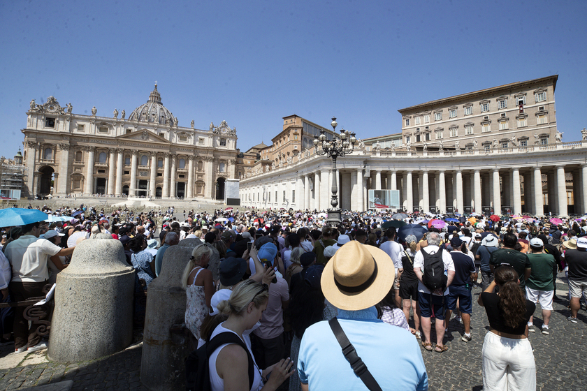 ++ Il Papa, attacchi e uccisioni mirate non sono soluzione ++