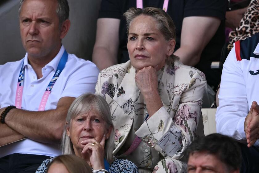 Tennis: Sharon Stone assiste a vittoria Djokovic