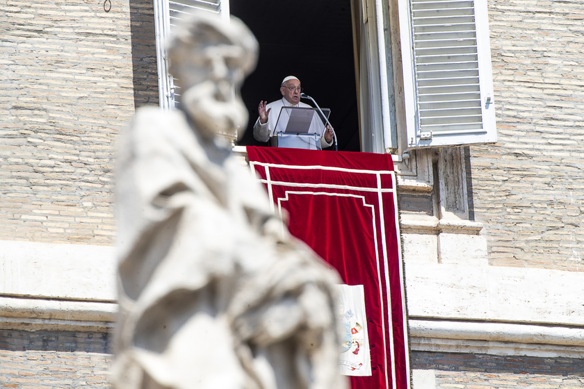 ++ Il Papa, attacchi e uccisioni mirate non sono soluzione ++