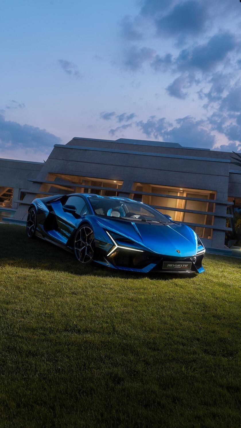 Nuova Lamborghini Revuelto Opera Unica