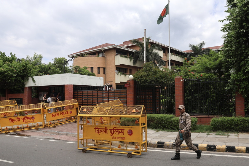 India's police tighten security outside Bangladesh High Commission in New Delhi