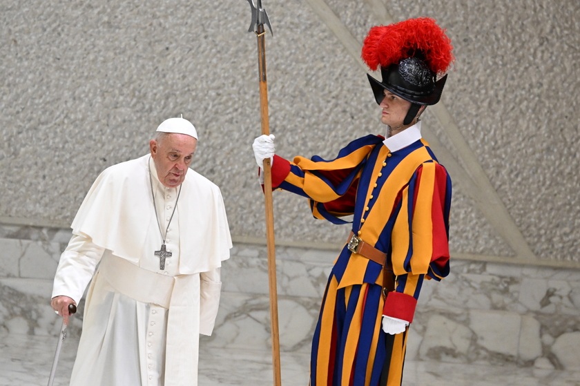 Il Papa in Aula Paolo VI, tornano le udienze generali