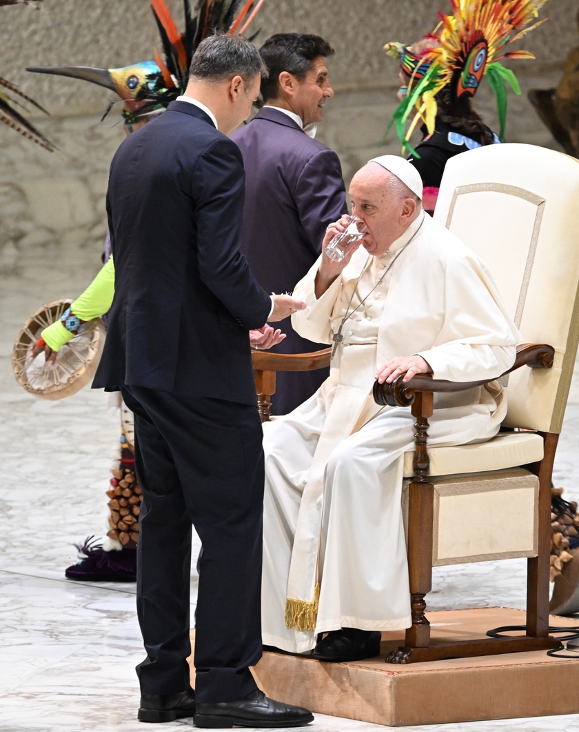 Il Papa in Aula Paolo VI, tornano le udienze generali