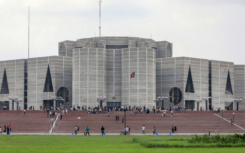 Dhaka following Bangladeshi prime minister's resignation