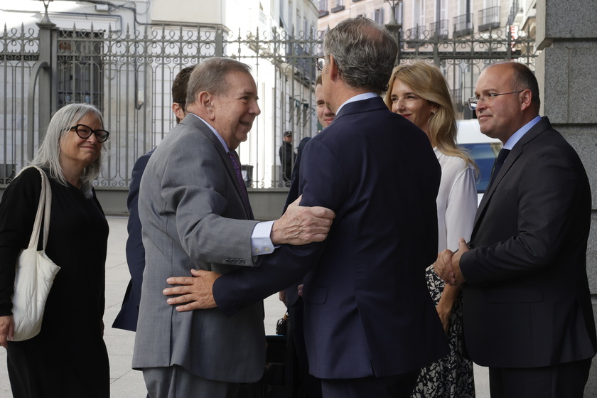 Venezuelan opposition leader Gonzalez meets Spanish Popular Party's leader in Madrid