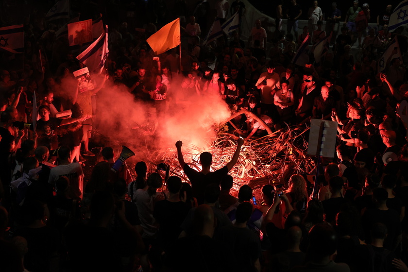 Thousands rally in Tel Aviv to demand release of Israeli hostages held in Gaza