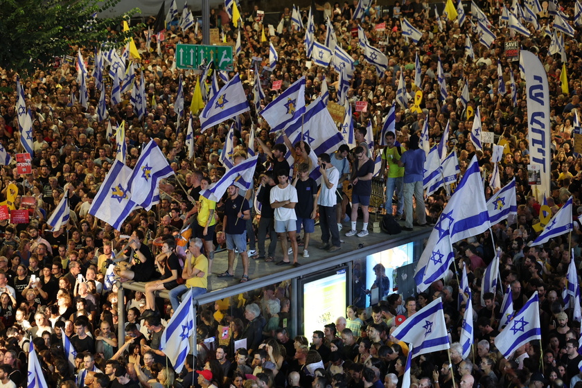 Thousands rally in Tel Aviv to demand release of Israeli hostages held in Gaza