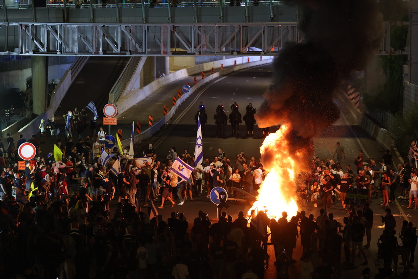 Thousands rally in Tel Aviv to demand release of Israeli hostages held in Gaza