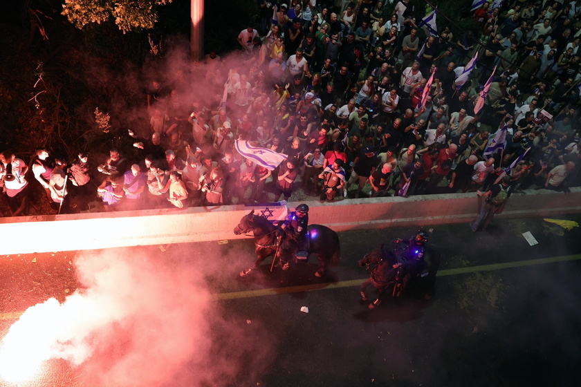 Thousands rally in Tel Aviv to demand release of Israeli hostages held in Gaza