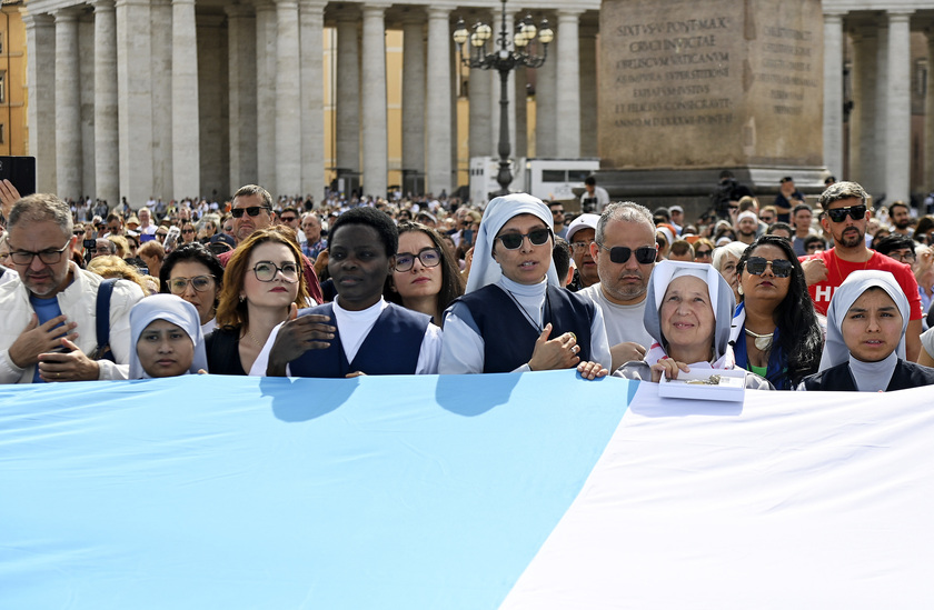 Il Papa, i migranti sono fratelli e sorelle