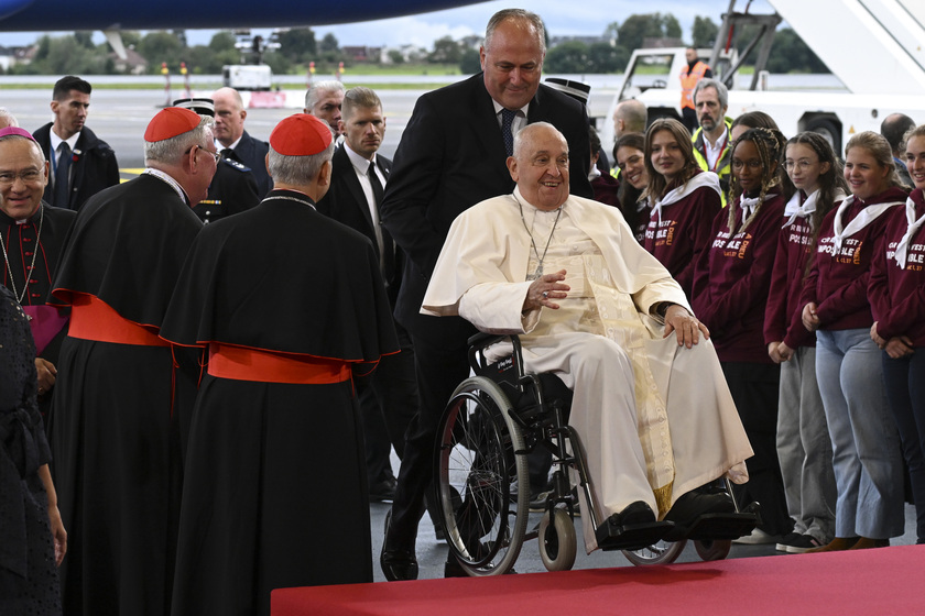 Il Papa è arrivato in Lussemburgo