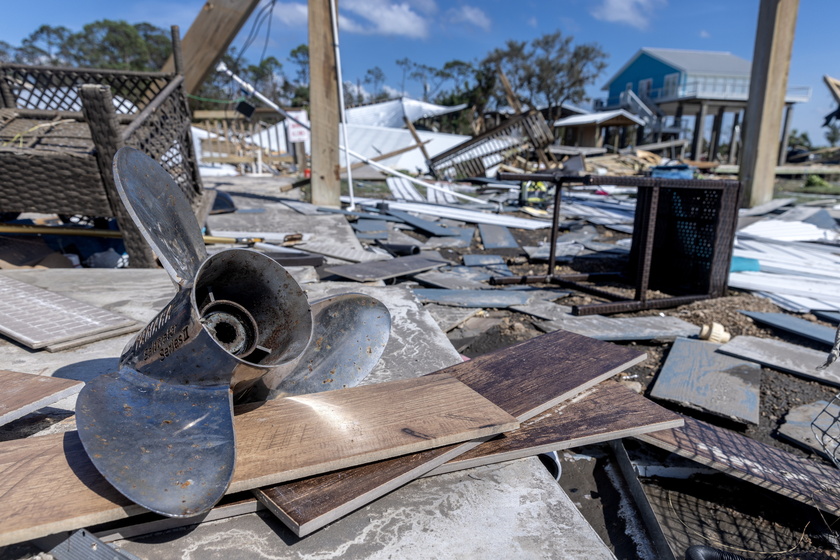 Hurricane Helene leaves widespread power outage in Florida