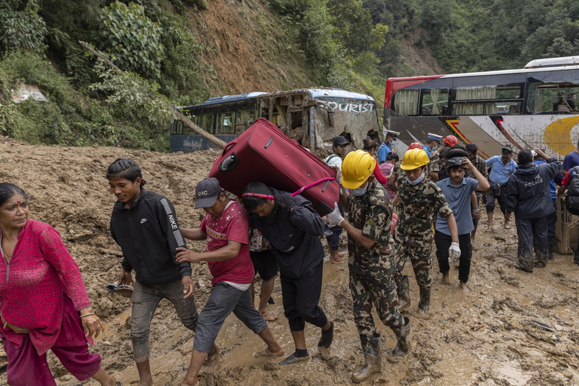 More than 100 dead in landslides and floods in Nepal 