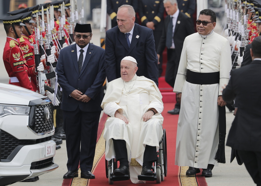 Pope Francis visits Jakarta, Indonesia