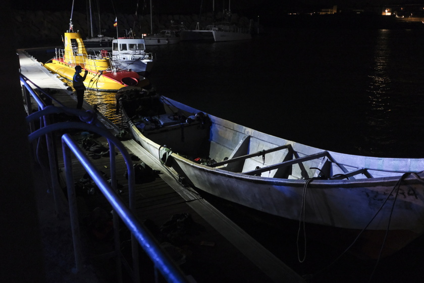 80 immigrants arrive to San Miguel de Abona harbor in Tenerife island