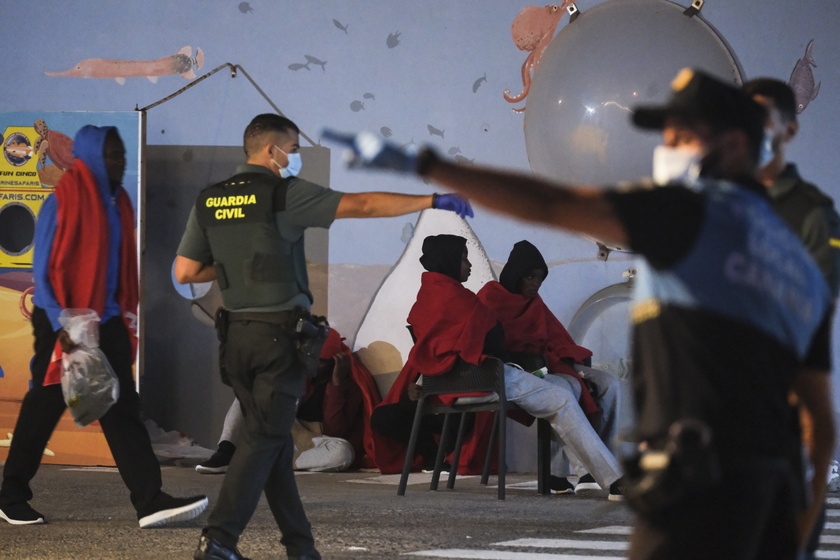 80 immigrants arrive to San Miguel de Abona harbor in Tenerife island