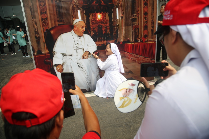 Pope Francis visits Jakarta, Indonesia