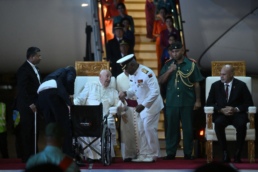 Papa Francesco arrivato in Papua Nuova Guinea