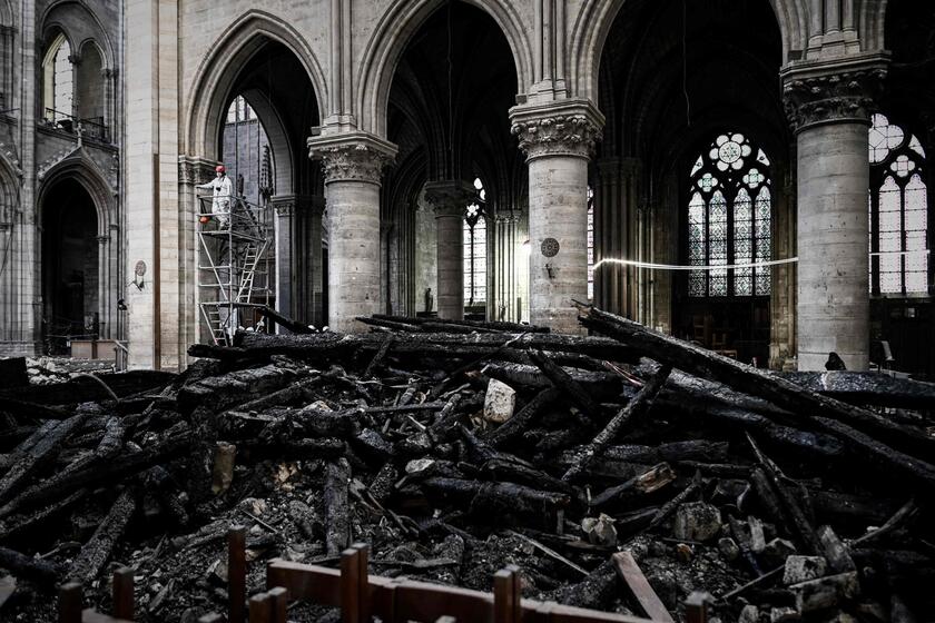 Notre-Dame riapre fra tre mesi, nel 2019 il terribile incendio