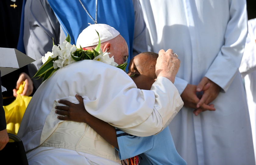 Pope Francis visits Papua New Guinea