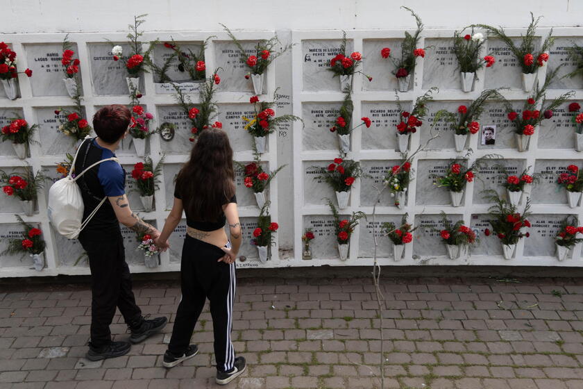 Victims of the Chilean dictatorship demand 'truth and justice' days before Coup anniversary