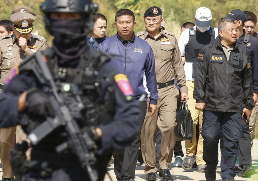 A suspect in the murder of former Cambodian MP Lim Kimya arrested in Cambodia extradited to Thailand