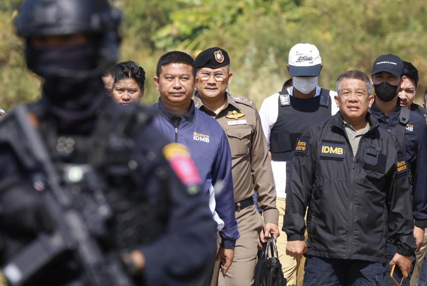 A suspect in the murder of former Cambodian MP Lim Kimya arrested in Cambodia extradited to Thailand