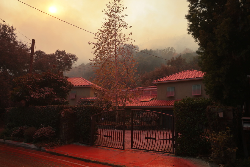 Wildfires continue to rage through Los Angeles area