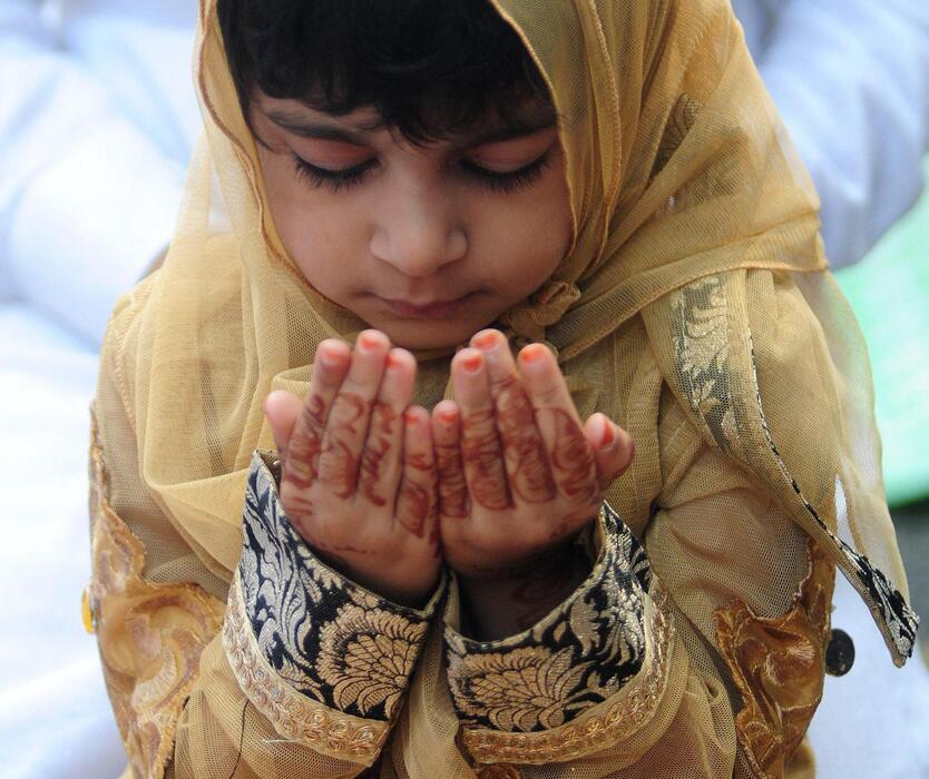 Indian Muslims offer prayers on the occasion of Eid al-Adha festival in Bangalore © Ansa