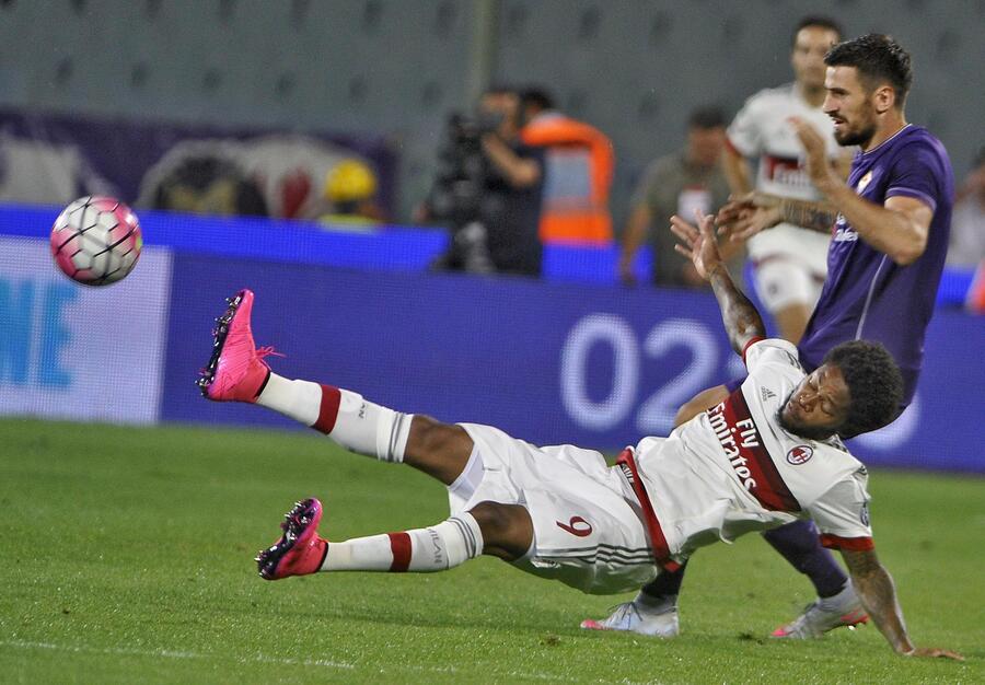 Fiorentina Milan 2 0 Calcio Ansait