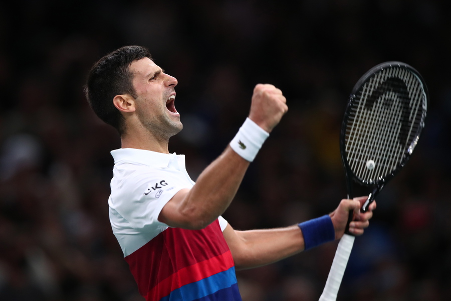 Djokovic Esulta Alla Semifinale Dei Masters Di Parigi-Bercy - Sport ...