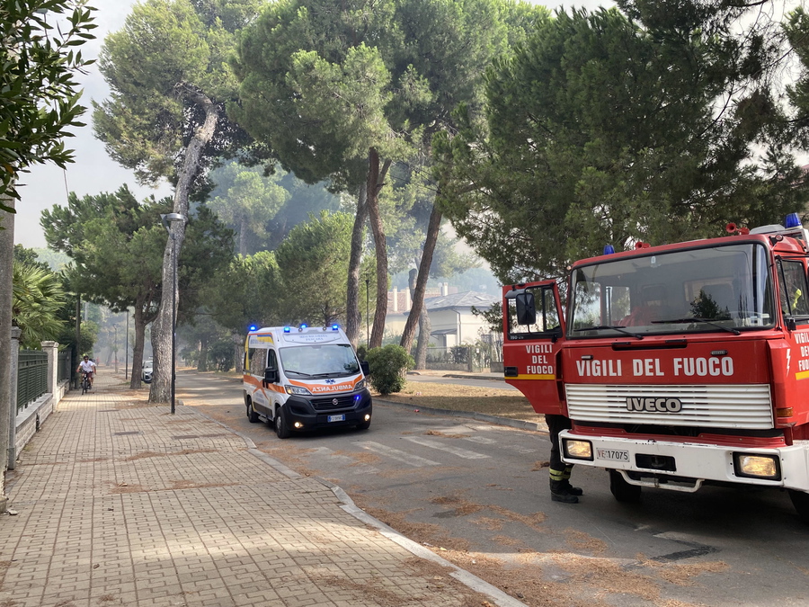 Incendio Pescara: zona bonificata nella notte - Primopiano ...