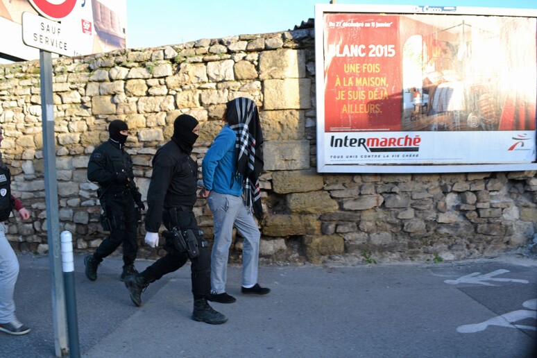 Francia, retata anti-jihadisti nel sud © ANSA/AP