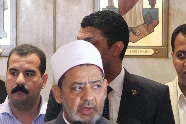 L 'imam di Al Azhar Ahmed El Tayyeb - RIPRODUZIONE RISERVATA