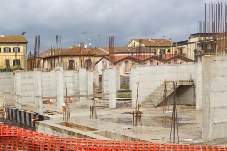 Un cantiere edile - RIPRODUZIONE RISERVATA