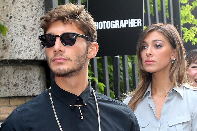 Belen si separa da Stefano De Martino - RIPRODUZIONE RISERVATA