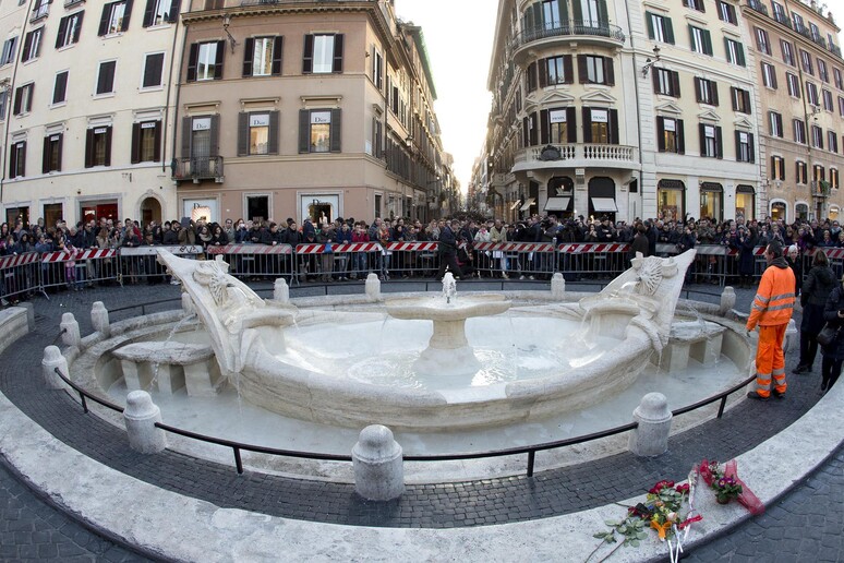 La Fontana della Barcaccia - RIPRODUZIONE RISERVATA