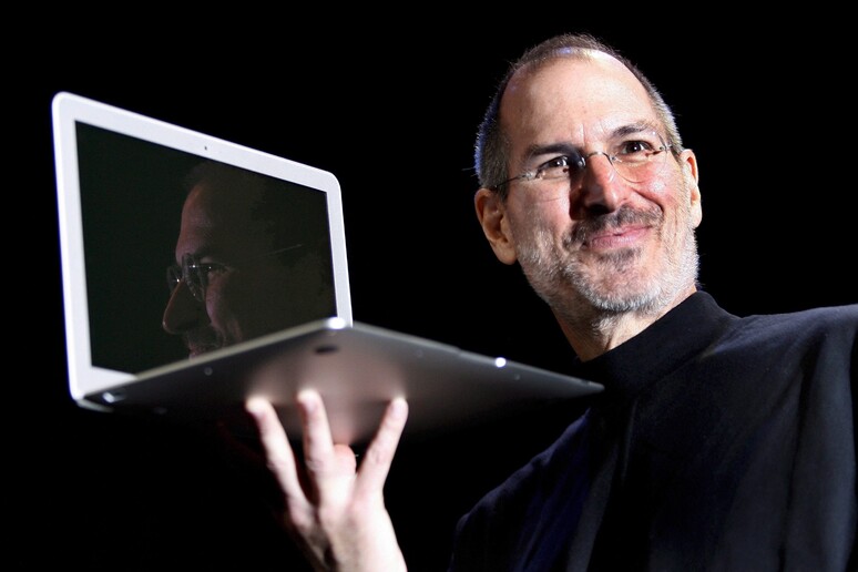 Steve Jobs - RIPRODUZIONE RISERVATA