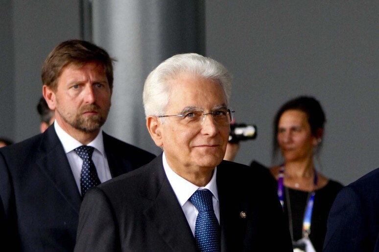 Mattarella, bisogna recuperare senso del bene comune - RIPRODUZIONE RISERVATA