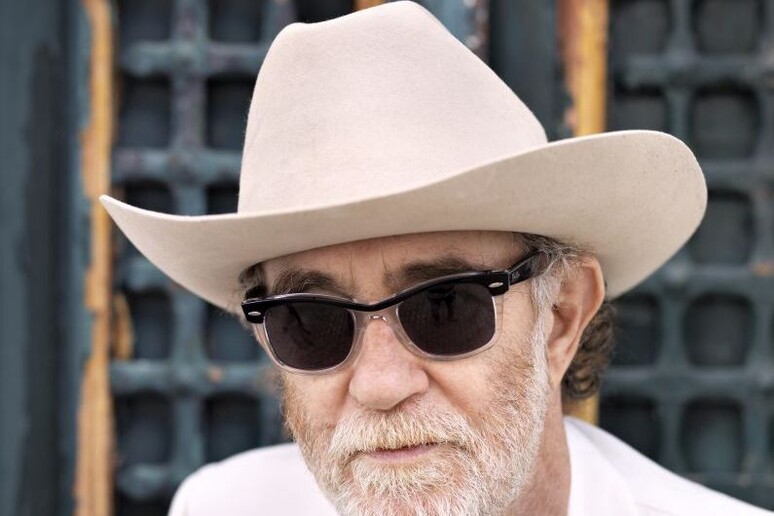 Francesco De Gregori costretto a posticipare una data del tour - RTL 102.5