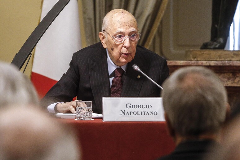 Napolitano, bene Mattarella, ci sono serie incognite - RIPRODUZIONE RISERVATA