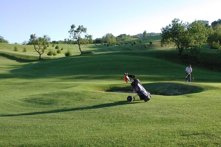 Un campo da golf - RIPRODUZIONE RISERVATA