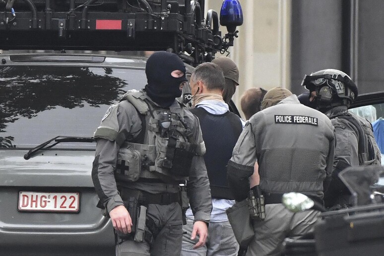 Polizia belga a Liegi in una foto di archivio © ANSA/AP